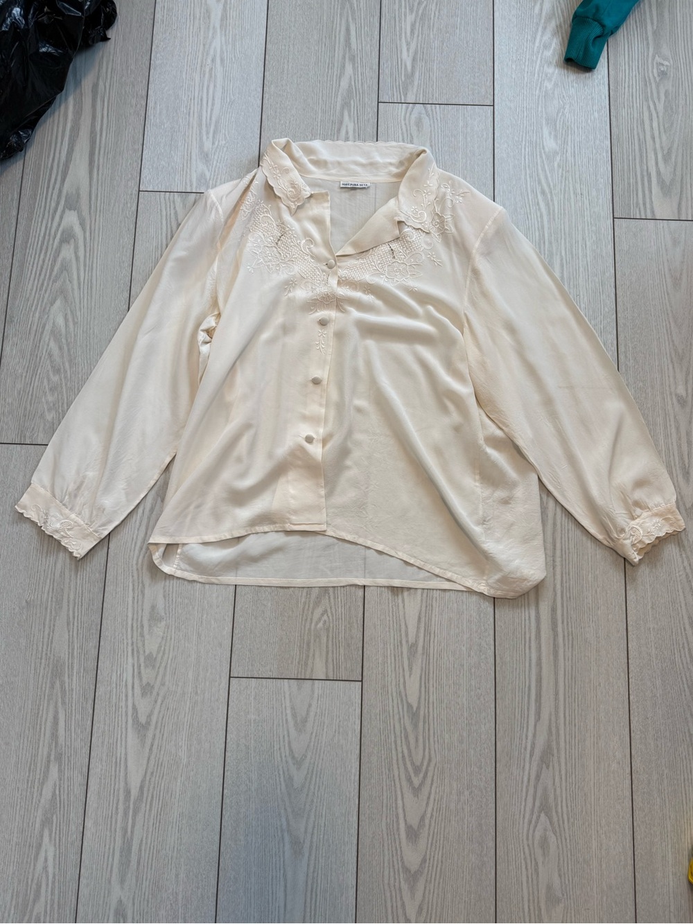 Vintage 100% silk blouse ivory white button up floral lace medium classic office